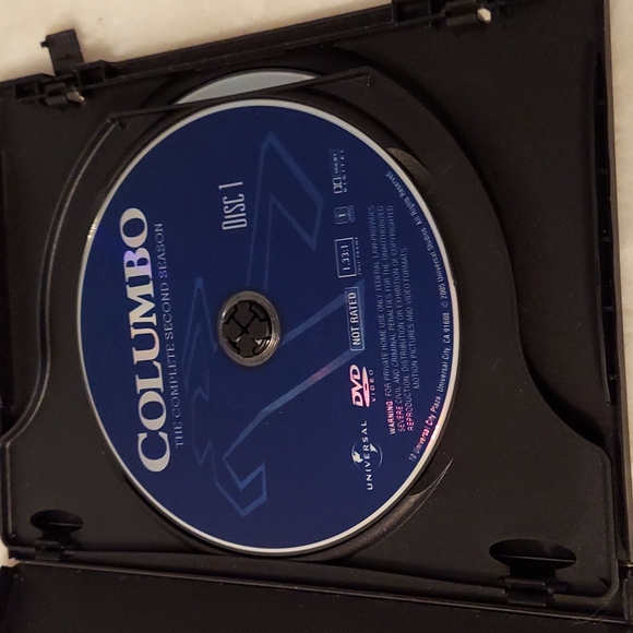 Columbo DVD Set - Picture 4 of 6